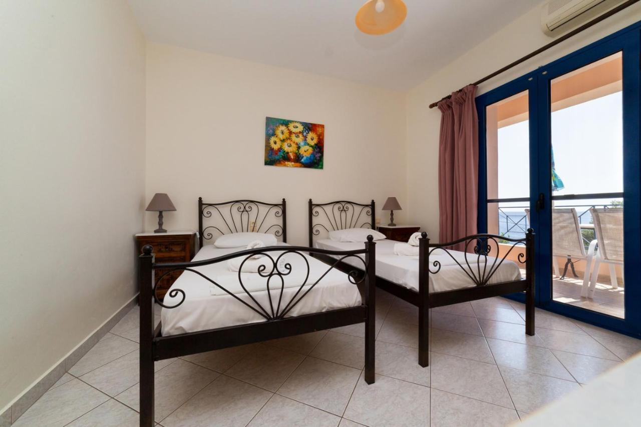 Natassa Apartments Agia Efimia Buitenkant foto