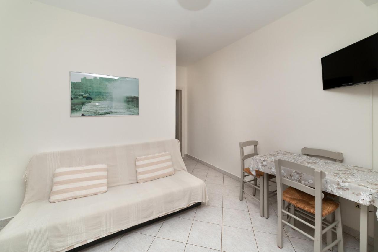 Natassa Apartments Agia Efimia Buitenkant foto