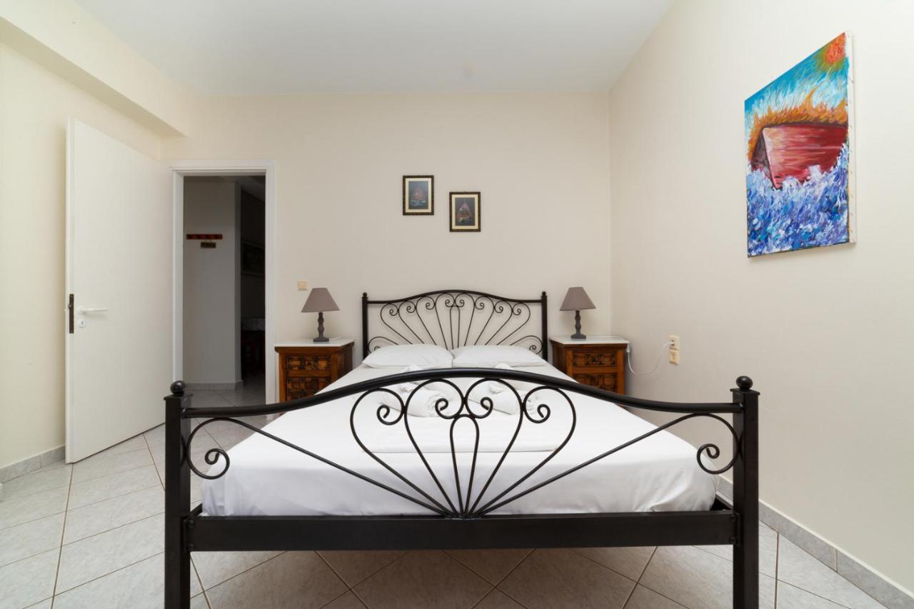 Natassa Apartments Agia Efimia Buitenkant foto