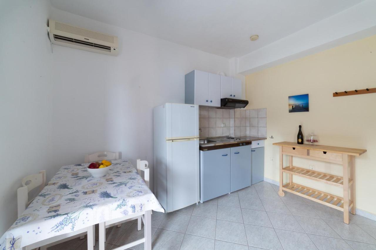 Natassa Apartments Agia Efimia Buitenkant foto
