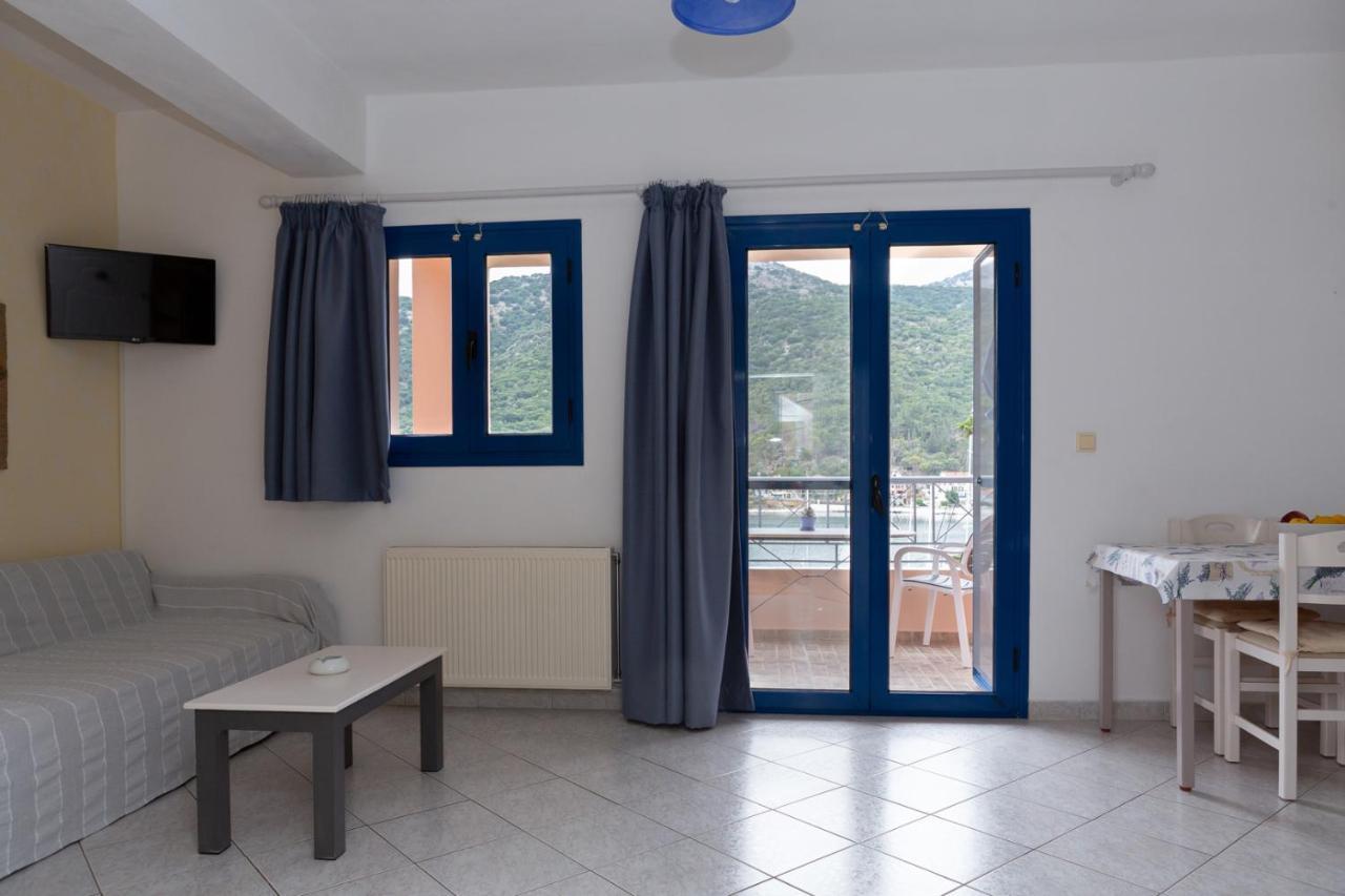 Natassa Apartments Agia Efimia Buitenkant foto