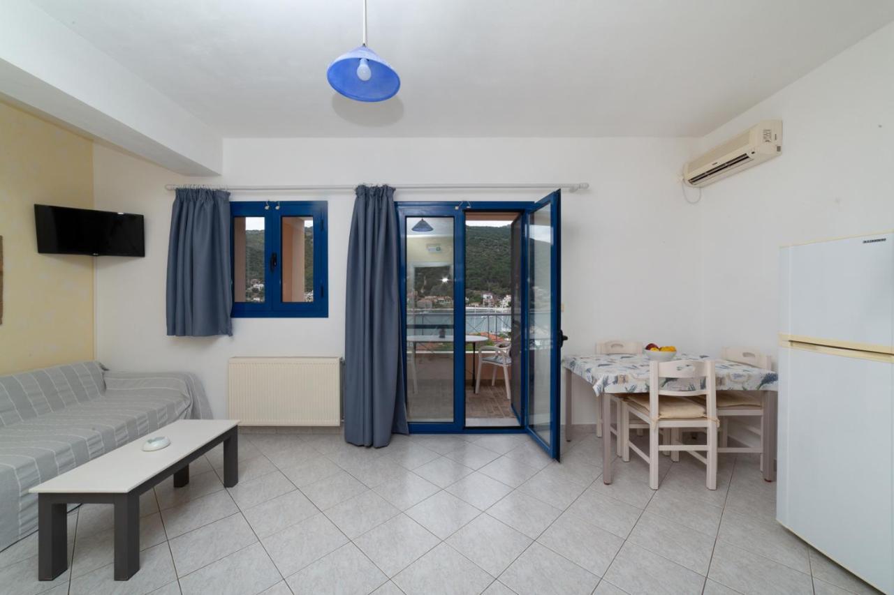 Natassa Apartments Agia Efimia Buitenkant foto