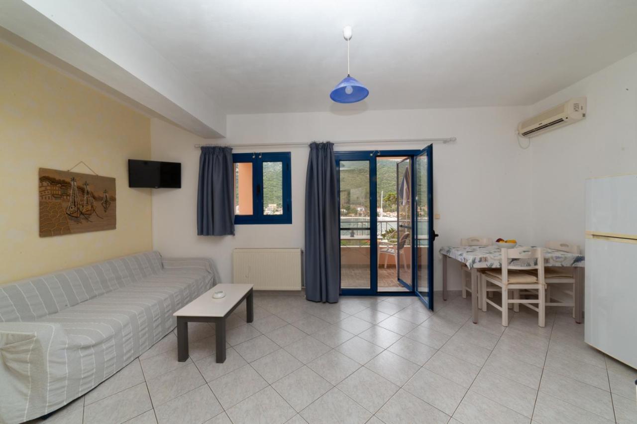 Natassa Apartments Agia Efimia Buitenkant foto